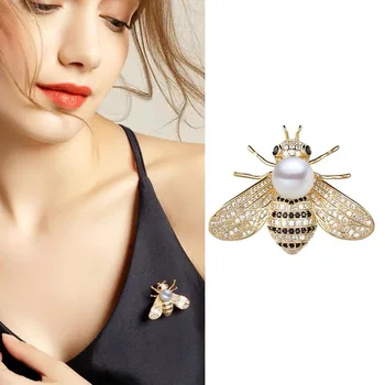 Moda Marka Tasarım Böcek Serisi Broş Kadınlar Narin Küçük Arı Broş Kristal Rhinestone Pin Broş Takı Hediyeler