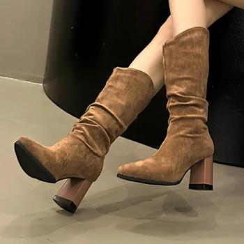 Yüksek Topuklu Kadın Orta Buzağı Çizmeler Chelsea Ayakkabı Pompaları Goth Kış 2024 Yeni Moda Seksi Tasarımcı Sıcak Sivri Burun Tıknaz botas